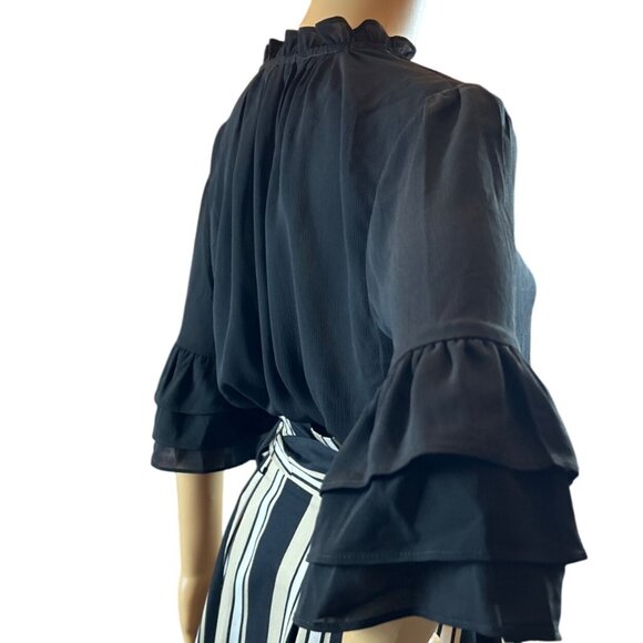 (5 for $25)Olivia Grey Split Tiered Ruffle Blouse in Black Size Small - Picture 7 of 7